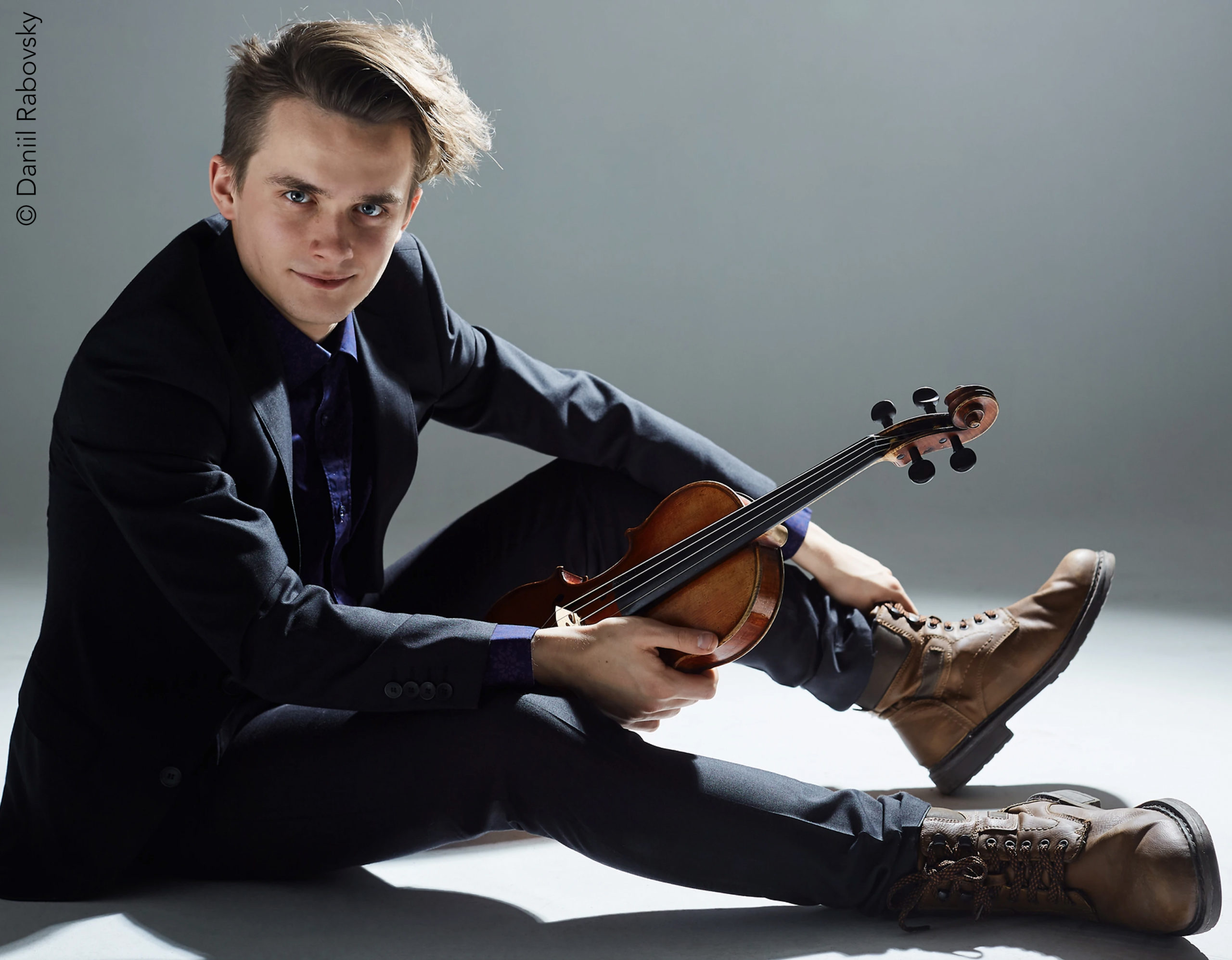 Dmitry Smirnov, violin